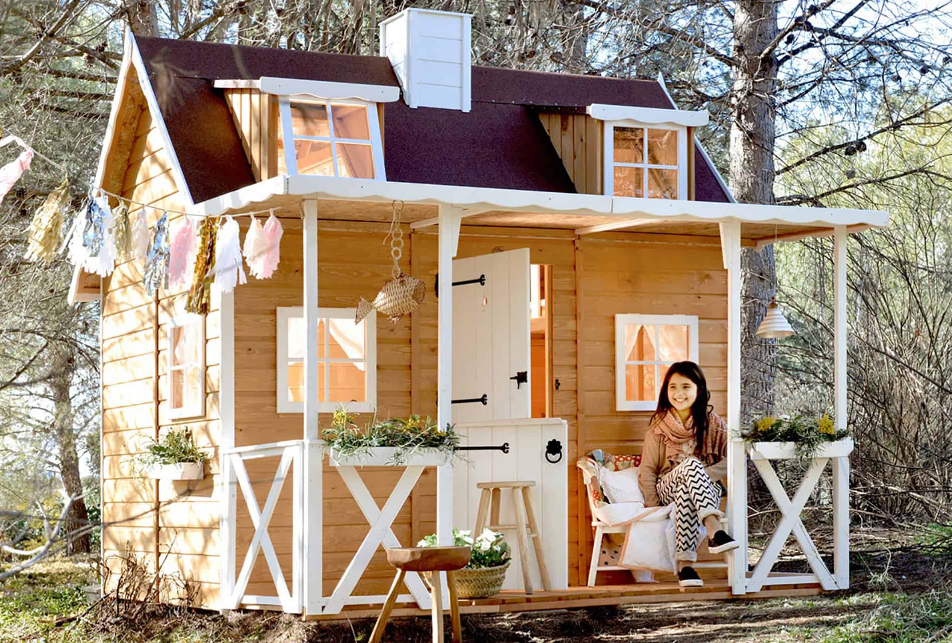 Cabane de jardin pour enfant : faut-il la choisir en bois ou en